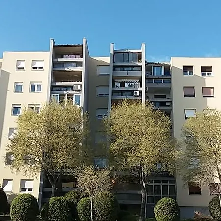 Katy Apartman Split